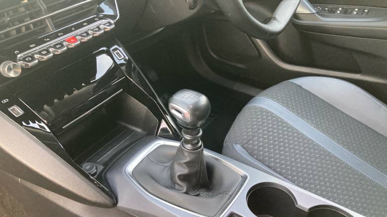 Peugeot 2008 1.2 PureTech Allure Premium 5dr Petrol Estate